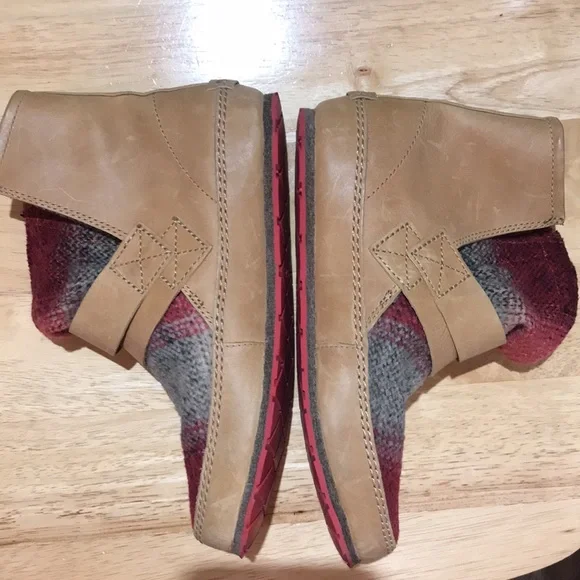 Sorel Yaquina II Boots Red Plaid Wool Size 6.5 - Picture 10 of 11